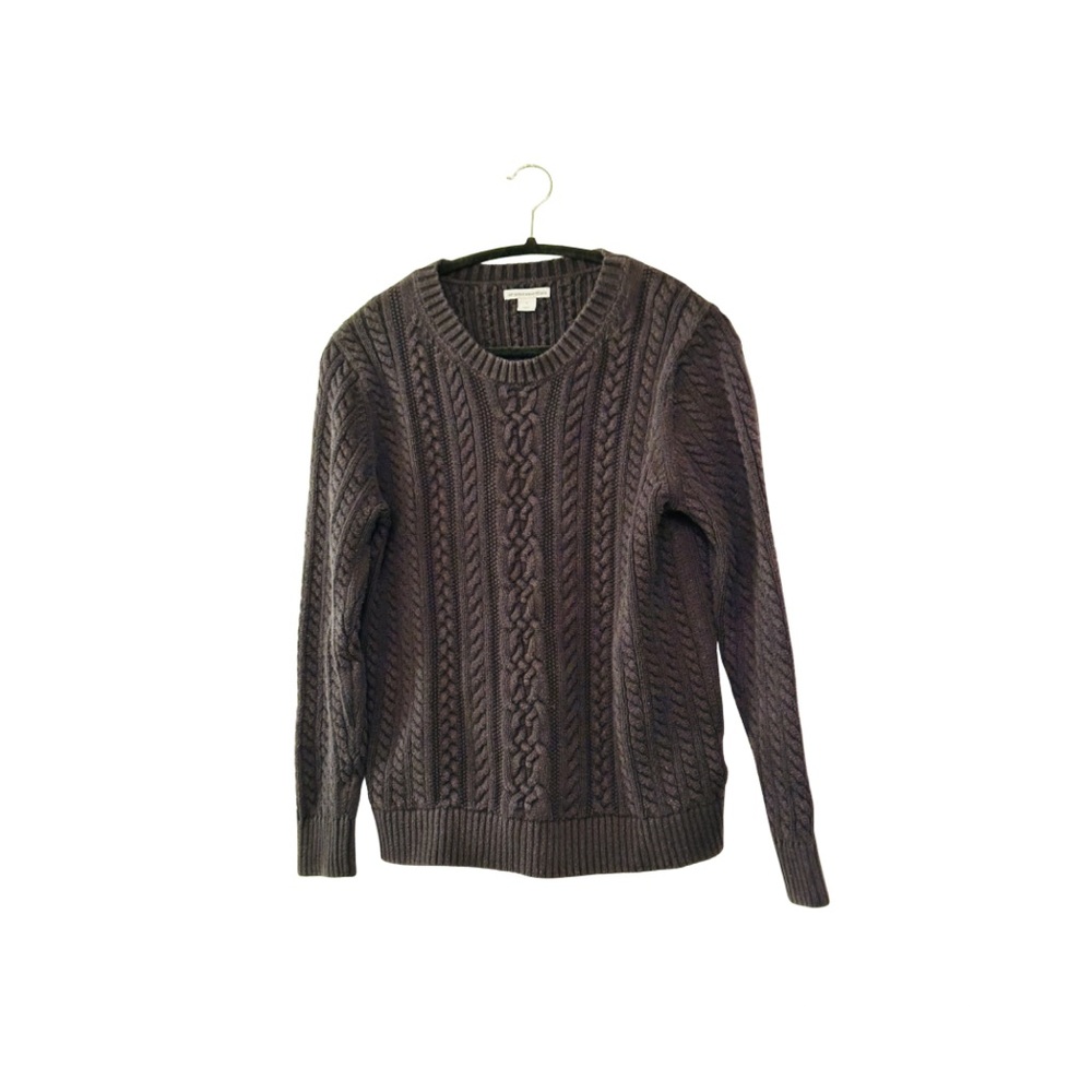 Amazon Essentials Women's Cable Knit Crewneck Sweater - black